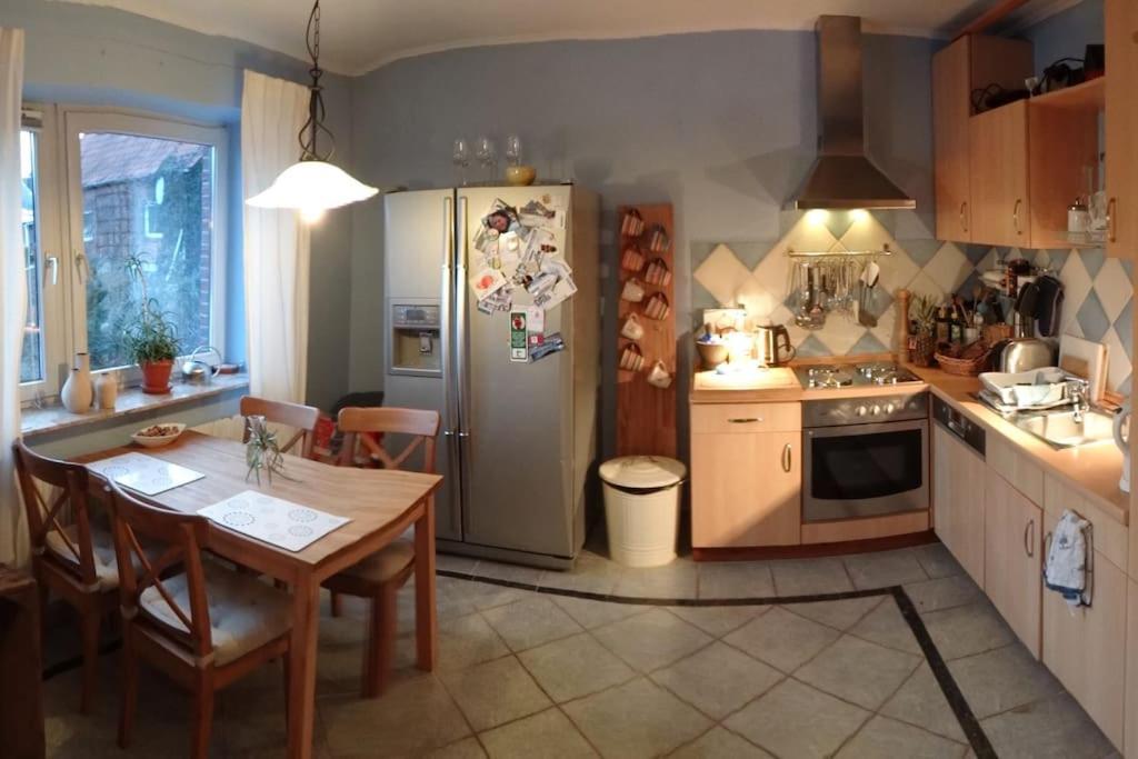 2 Bedroom Beautyful Vacation Home / Ferienhaus Brunsberg Buchholz in der Nordheide Bagian luar foto