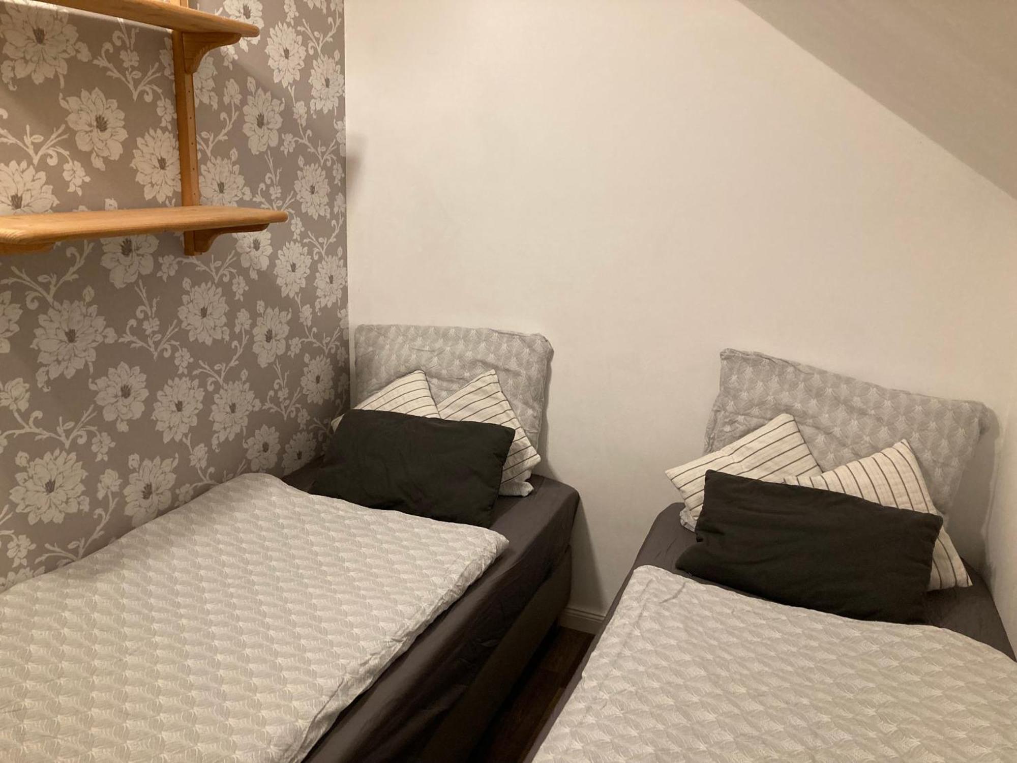 2 Bedroom Beautyful Vacation Home / Ferienhaus Brunsberg Buchholz in der Nordheide Bagian luar foto